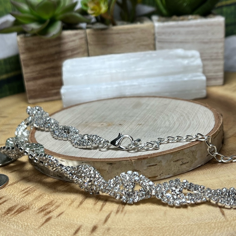 VTG| Rhinestone Crystal Twisted Necklace ✨🤍 - Picture 6 of 15